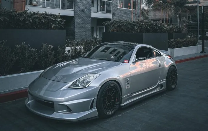 Front Bumper (Z3B-1/4) Voltex 350Z body kit